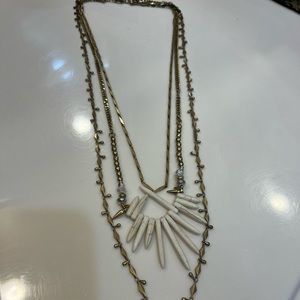 Stella and dot necklace
